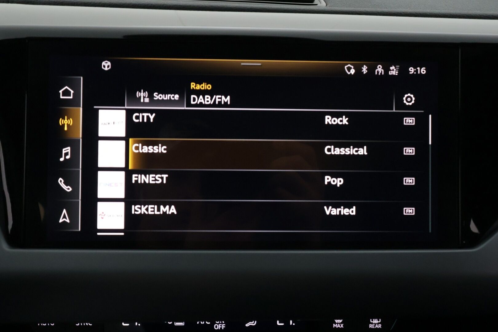 AUDI E-TRON GT 2022 60 quattro * ILP / ACC / Matrix-LED / 360° / Nahkaverhoilu / Lasikatto / Navi / Kaistavahti / KeylessGO * - 2x Latauskaapelit / Kahdet renkaat / Merkkihuollettu! - HULLU BLACKWEEK KORKOTARJOUS 2,49%