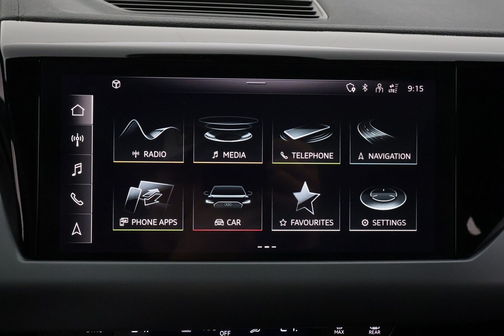 AUDI E-TRON GT 2022 60 quattro * ILP / ACC / Matrix-LED / 360° / Nahkaverhoilu / Lasikatto / Navi / Kaistavahti / KeylessGO * - 2x Latauskaapelit / Kahdet renkaat / Merkkihuollettu! - HULLU BLACKWEEK KORKOTARJOUS 2,49%