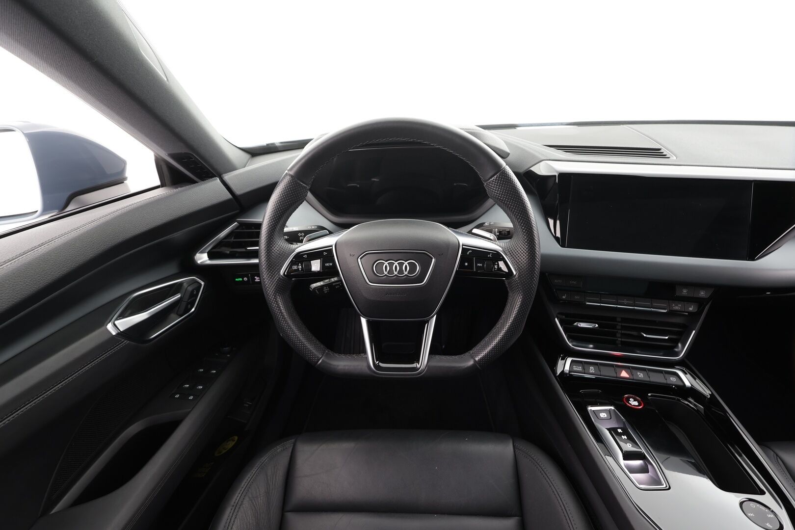 AUDI E-TRON GT 2022 60 quattro * ILP / ACC / Matrix-LED / 360° / Nahkaverhoilu / Lasikatto / Navi / Kaistavahti / KeylessGO * - 2x Latauskaapelit / Kahdet renkaat / Merkkihuollettu! - HULLU BLACKWEEK KORKOTARJOUS 2,49%