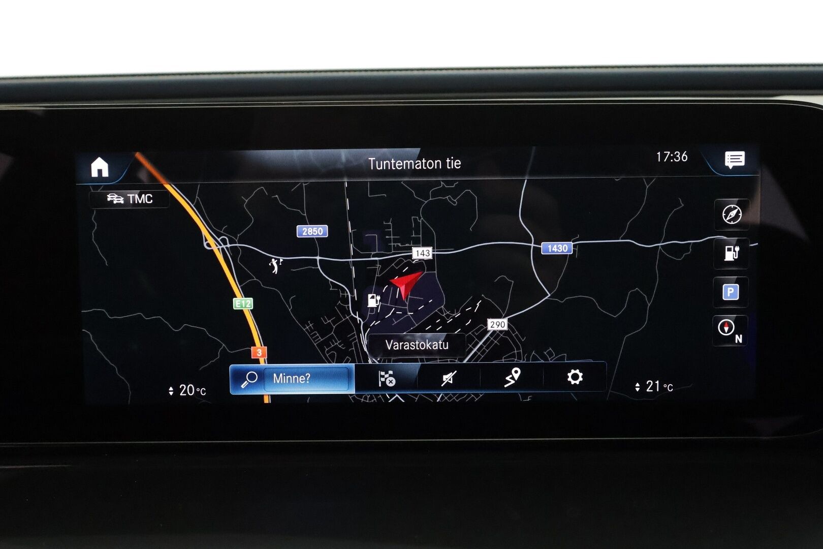 MERCEDES-BENZ EQC 2023 400 AMG * Distronic+ / P.kamera / Multibeam / Navi / Midline / Muistipenkit / KeylessGo / Sähköluukku / Widescreen * - HULLU BLACKWEEK KORKOTARJOUS 2,49%