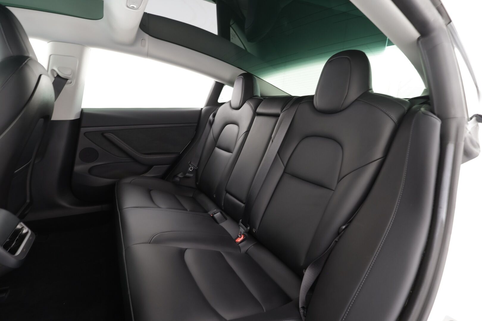 TESLA MODEL 3 2022 Long Range * ILP / ACC / Matrix-LED / P.kamera / Muistipenkki / Premium Audio / Navi / Kaistavahti / Keyless * - HULLUT BLACKWEEK JATKOT - KORKOTARJOUS 2,49%