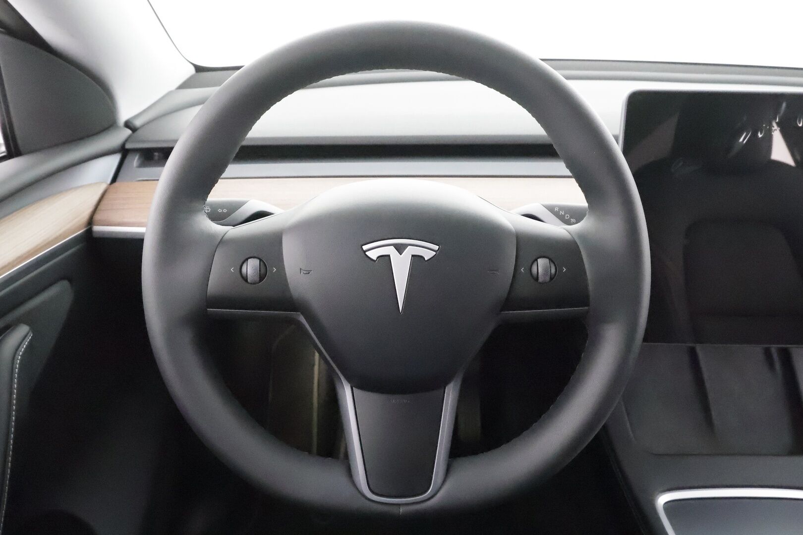 TESLA MODEL Y 2024 RWD * Lasikatto / P.kamera / Matrix LED / Premium Audio / ILP / Navi / Nahat * - Akku kuntotarkastettu 