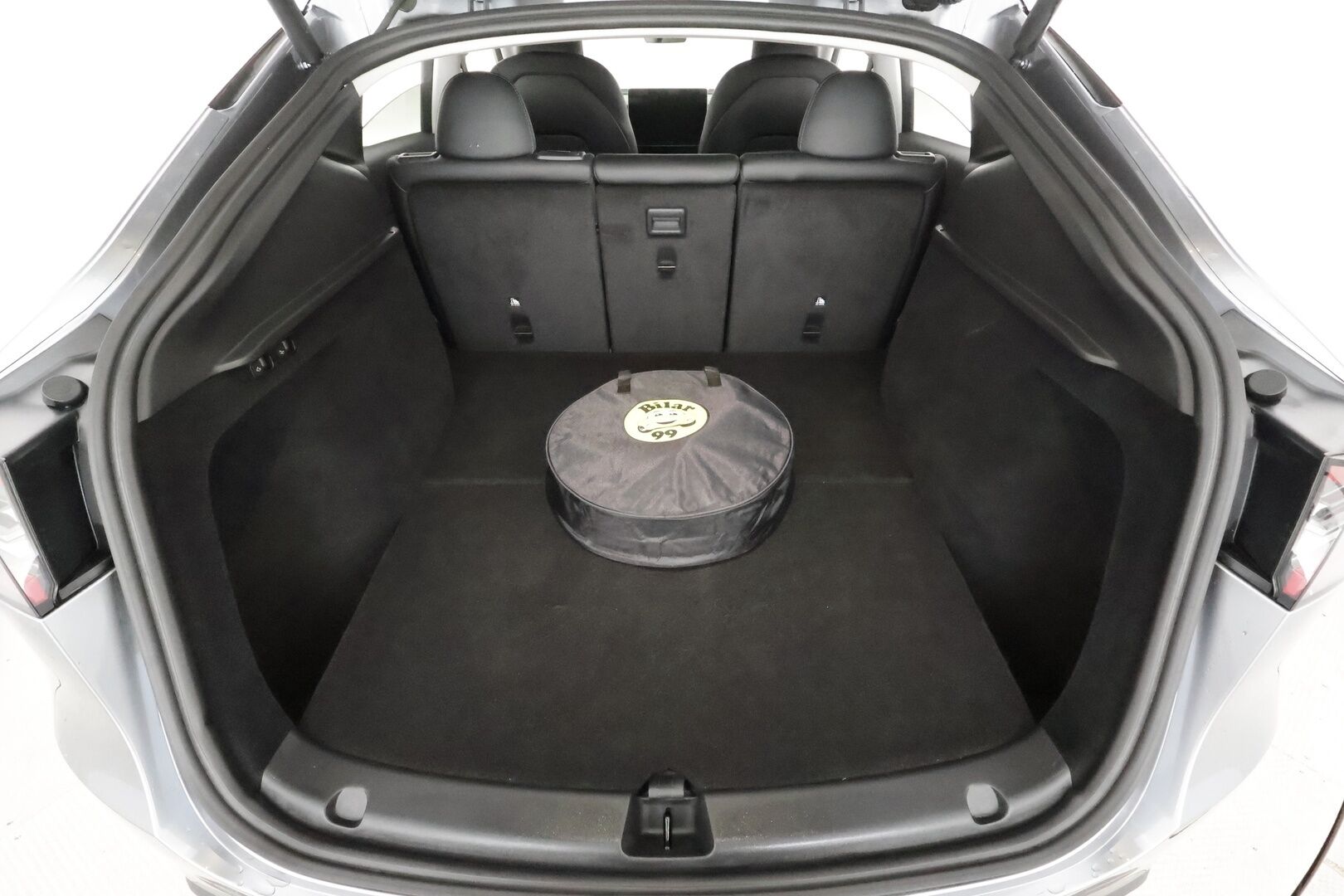 TESLA MODEL Y 2024 RWD * Lasikatto / P.kamera / Matrix LED / Premium Audio / ILP / Navi / Nahat * - Akku kuntotarkastettu 