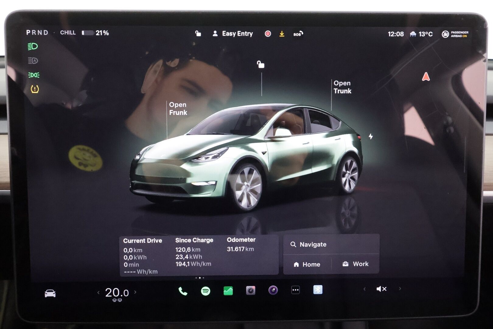 TESLA MODEL Y 2024 RWD * Lasikatto / P.kamera / Matrix LED / Premium Audio / ILP / Navi / Nahat * - Akku kuntotarkastettu 