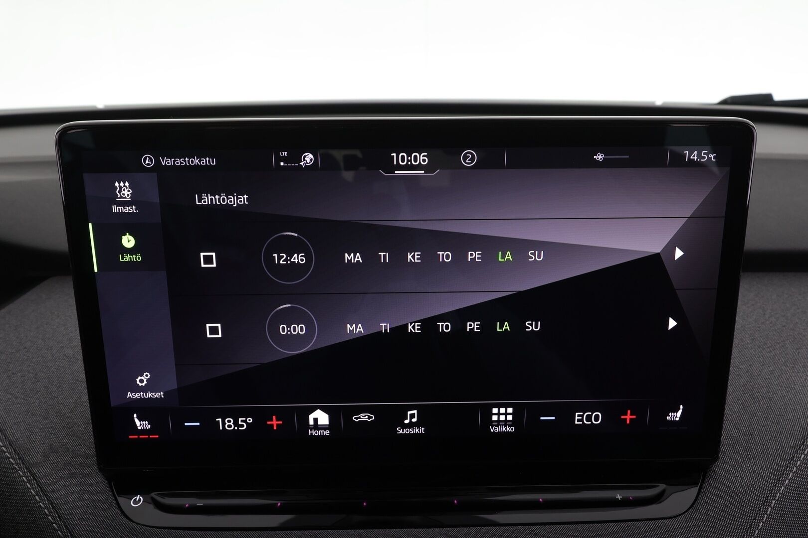 Skoda Enyaq 2022 80 iV * Lämpöpumppu / Vetokoukku / Adapt.Vakkari / Matrix LED / 360-Kamera / Navi / Kaistavahti / Keyless - Kahdet renkaat / Merkkihuollot