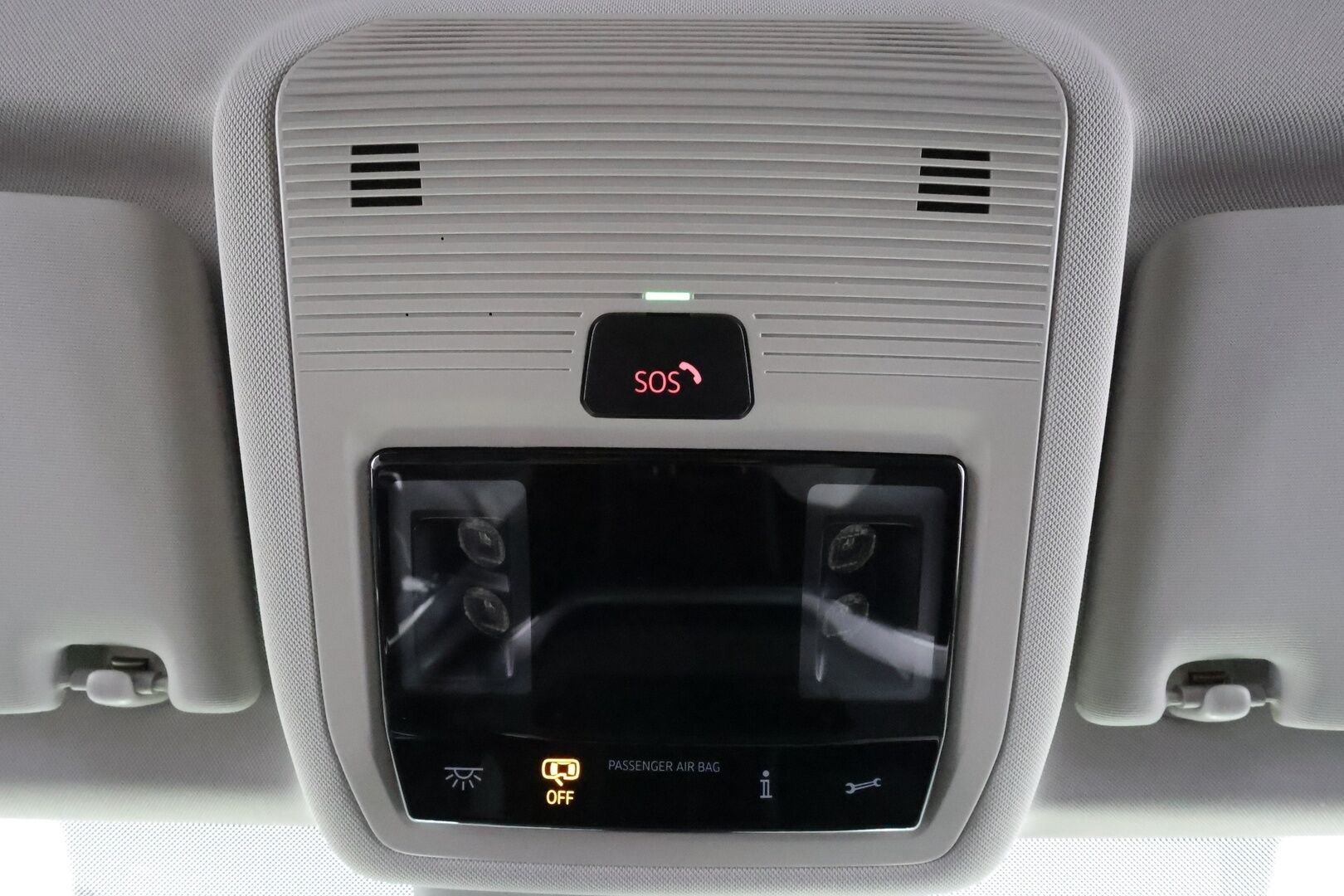 Skoda Enyaq 2022 80 iV * Lämpöpumppu / Vetokoukku / Adapt.Vakkari / Matrix LED / 360-Kamera / Navi / Kaistavahti / Keyless - Kahdet renkaat / Merkkihuollot