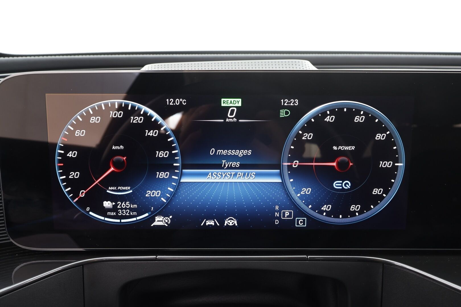 MERCEDES-BENZ EQC 2023 400 4Matic AMG * Distronic+ / 360° / Multibeam / HUD / Midline / Muistipenkit / Koukku / DTR+Q / KeylessGo / Puolinahat * - Kahdet renkaat aluvanteilla - HULLUT JOULUT KORKOTARJOUS 2,49% 