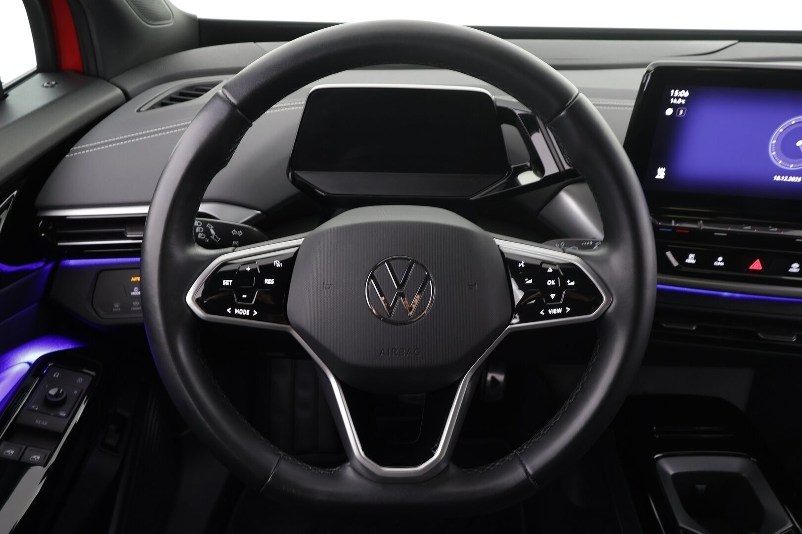 VOLKSWAGEN ID.4 2023 Pro Performance 150 kW * ILP / ACC / 360° Kamera / Hierovat Sportpenkit Muistilla / Keyless / Navi * - Koti & Kauppalaturi / Kahdet renkaat / Merkkihuollettu - HULLUT JOULUT KORKOTARJOUS 2,49% 