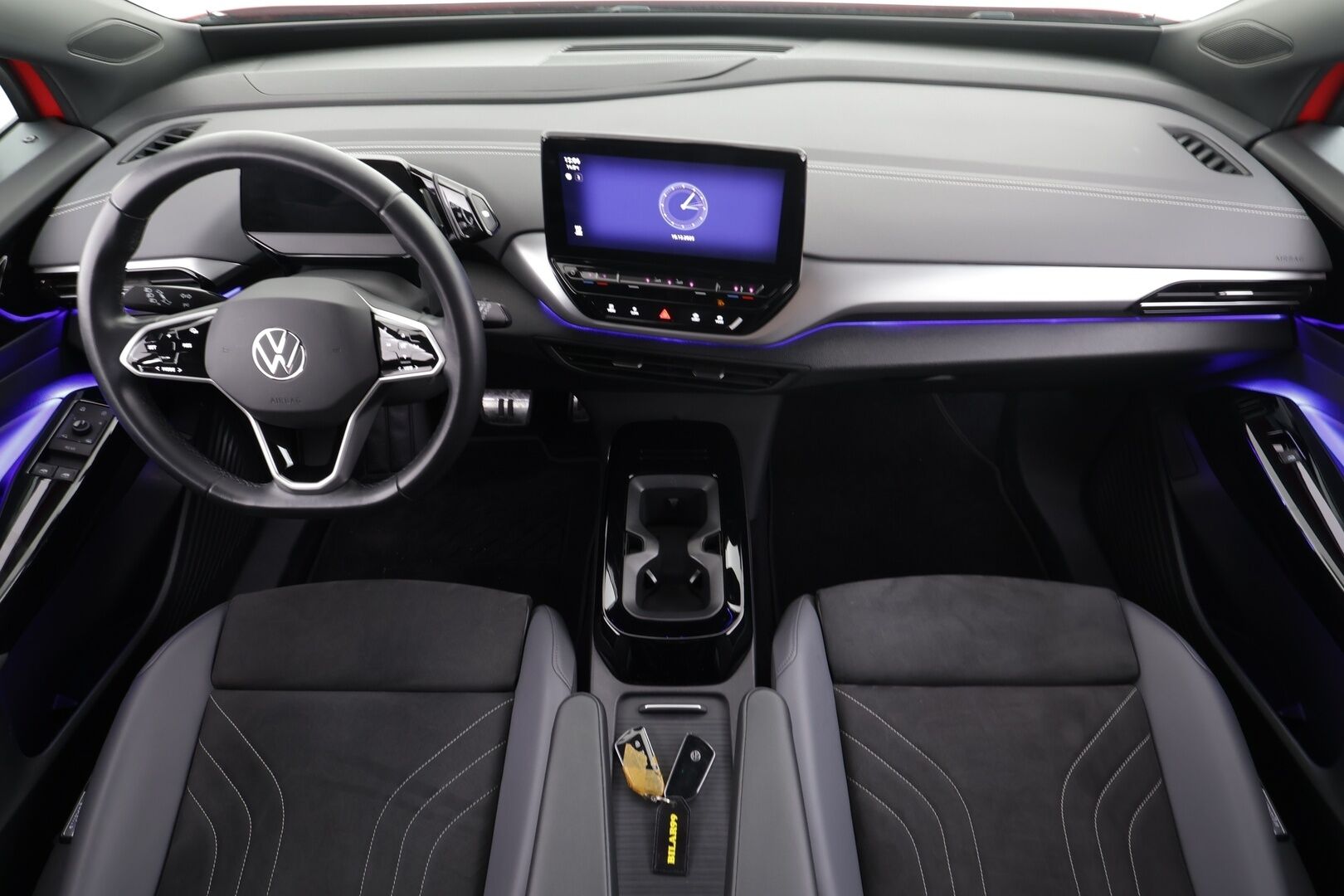 VOLKSWAGEN ID.4 2023 Pro Performance 150 kW * ILP / ACC / 360° Kamera / Hierovat Sportpenkit Muistilla / Keyless / Navi * - Koti & Kauppalaturi / Kahdet renkaat / Merkkihuollettu - HULLUT JOULUT KORKOTARJOUS 2,49% 