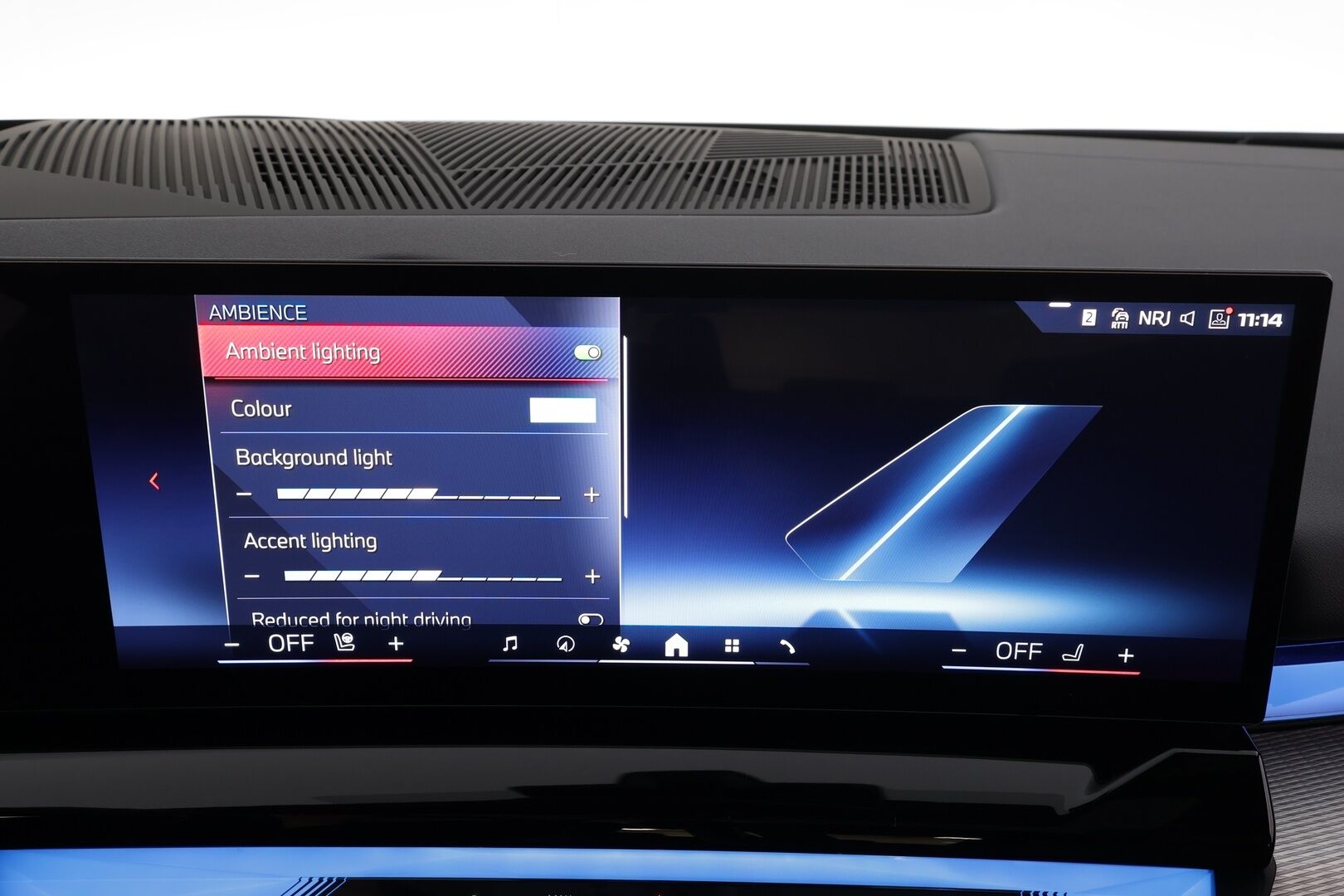 BMW I5 M60 2024 G60 M60 xDrive M Sport Pro * ACC / HUD / 360° / B&W / Ilmastoidut Muistipenkit / Panorama / Koukku / Adapt.LED * - Akku kuntotarkastettu / Adaptiivinen alusta Professional / Comfort Access / Nelipyöräohjaus / Kahdet renkaat aluvanteilla