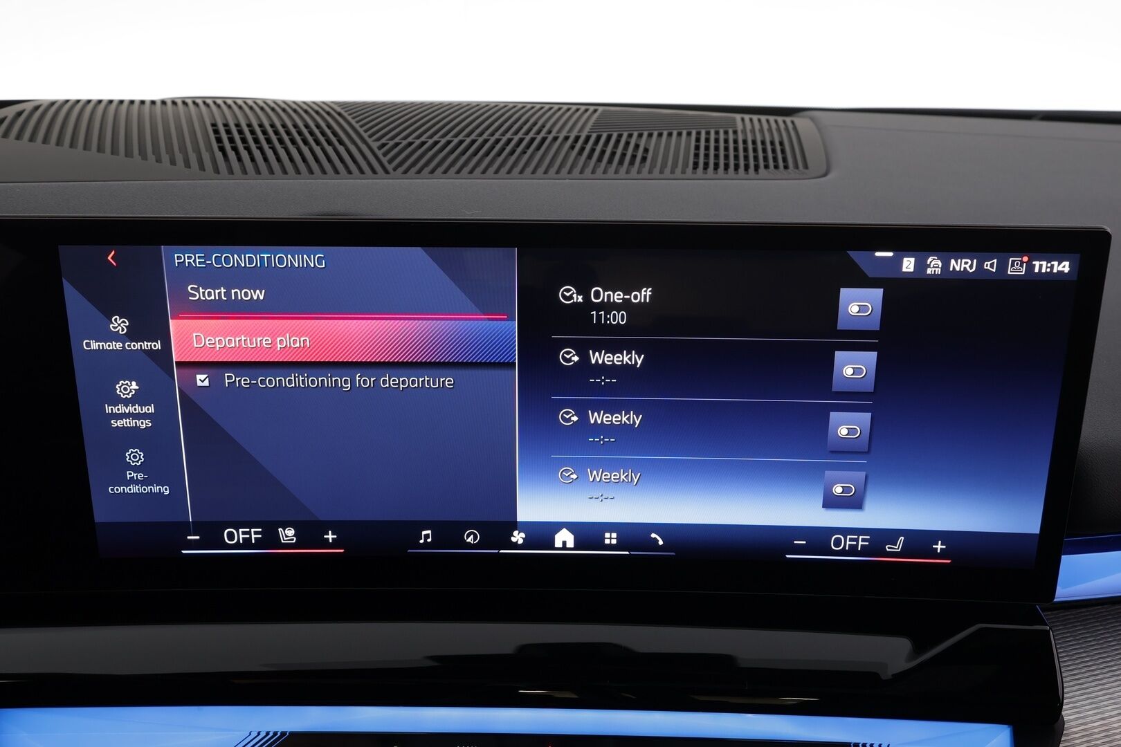 BMW I5 M60 2024 G60 M60 xDrive M Sport Pro * ACC / HUD / 360° / B&W / Ilmastoidut Muistipenkit / Panorama / Koukku / Adapt.LED * - Akku kuntotarkastettu / Adaptiivinen alusta Professional / Comfort Access / Nelipyöräohjaus / Kahdet renkaat aluvanteilla