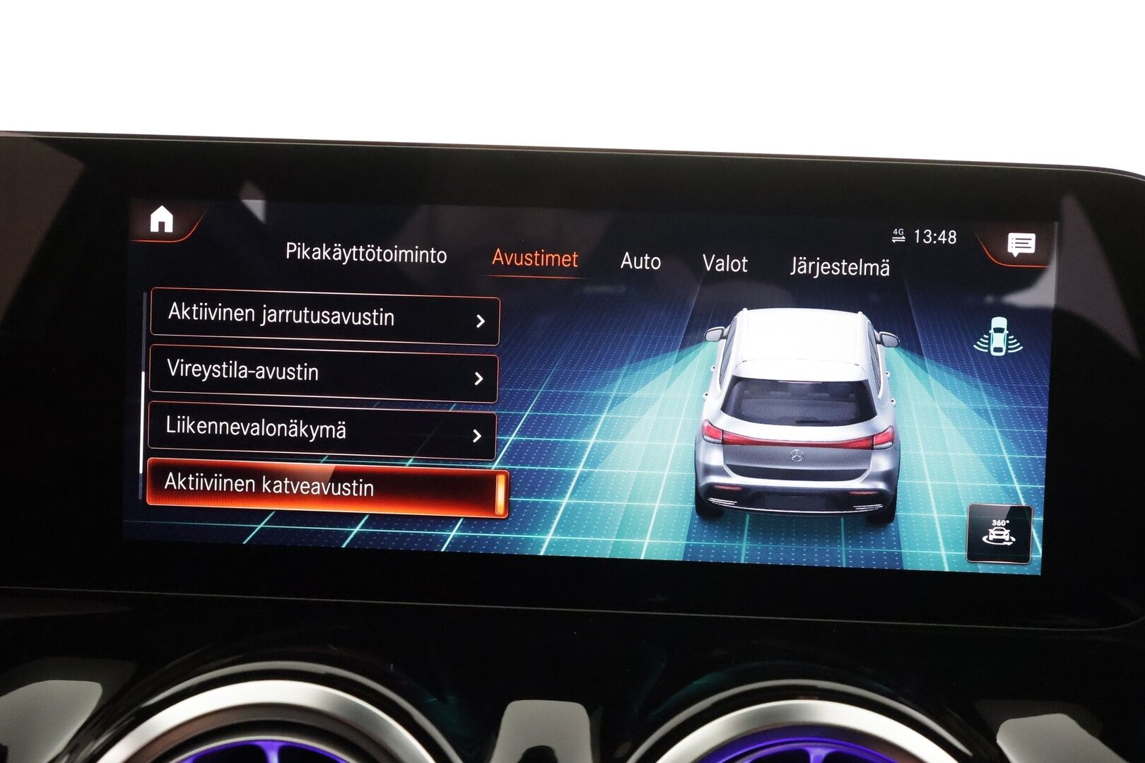 MERCEDES-BENZ EQA 2022 300 4MATIC Business AMG *Lisälämmitin / Widescreen / Distronic plus / LED / Keyless / Navi* - Puhdas CarVertical / MB alumiinivanteet alla / AMG