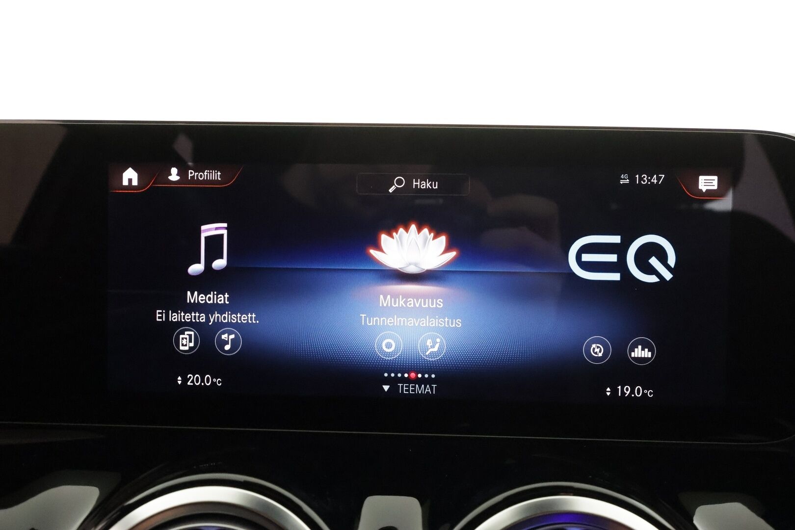 MERCEDES-BENZ EQA 2022 300 4MATIC Business AMG *Lisälämmitin / Widescreen / Distronic plus / LED / Keyless / Navi* - Puhdas CarVertical / MB alumiinivanteet alla / AMG