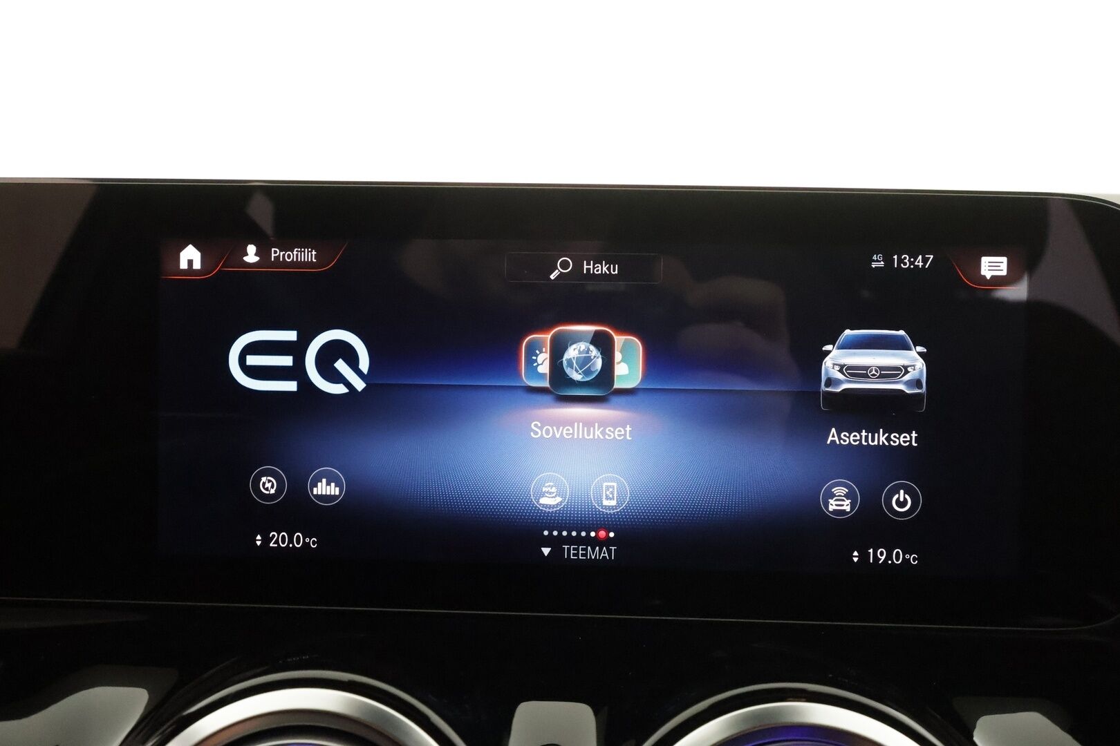 MERCEDES-BENZ EQA 2022 300 4MATIC Business AMG *Lisälämmitin / Widescreen / Distronic plus / LED / Keyless / Navi* - Puhdas CarVertical / MB alumiinivanteet alla / AMG