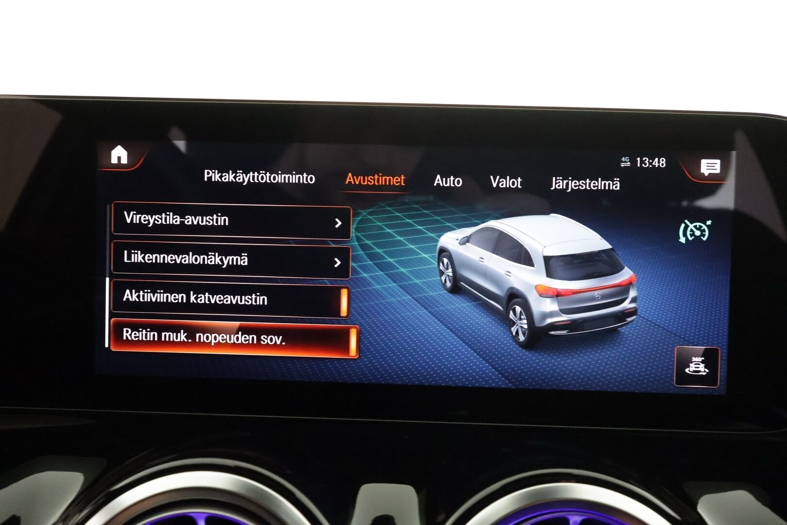 MERCEDES-BENZ EQA 2022 300 4MATIC Business AMG *Lisälämmitin / Widescreen / Distronic plus / LED / Keyless / Navi* - Puhdas CarVertical / MB alumiinivanteet alla / AMG