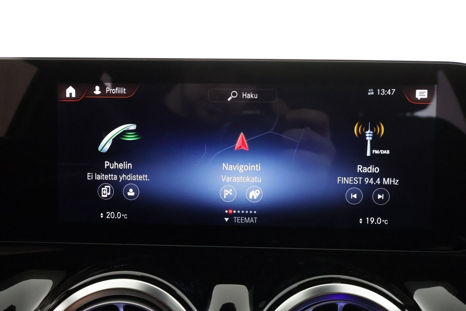 MERCEDES-BENZ EQA 2022 300 4MATIC Business AMG *Lisälämmitin / Widescreen / Distronic plus / LED / Keyless / Navi* - Puhdas CarVertical / MB alumiinivanteet alla / AMG