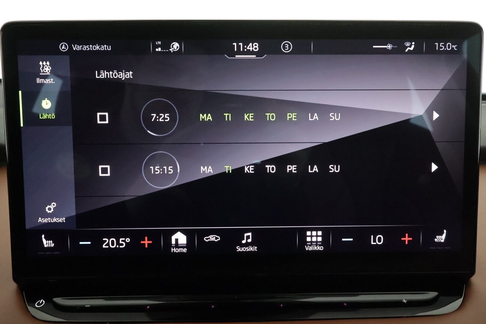 SKODA ENYAQ 2022 80X 4X4 195kW * HUD / ILP / Crystal light / Lasikatto / Ruskea nahkaverhoilu / ACC / Keyless / Navi* - Kauppa & Kotilaturi / Merkkihuolettu / Kahdet renkaat