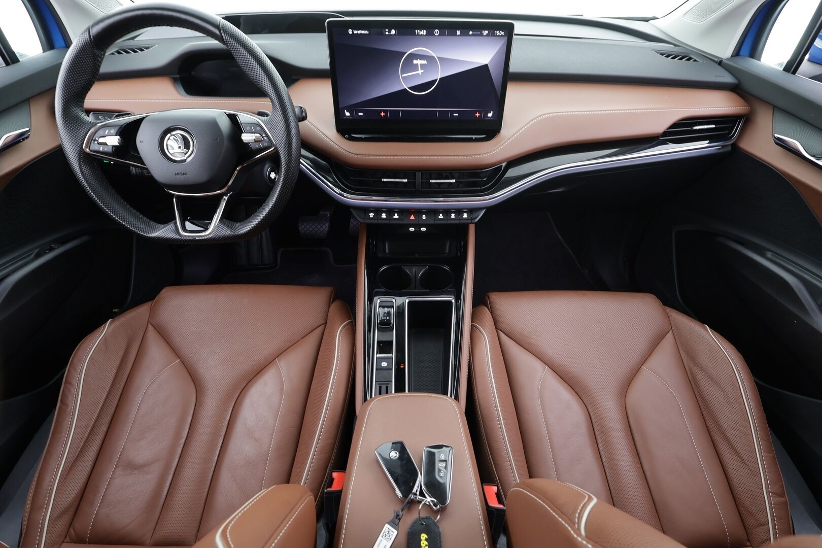 SKODA ENYAQ 2022 80X 4X4 195kW * HUD / ILP / Crystal light / Lasikatto / Ruskea nahkaverhoilu / ACC / Keyless / Navi* - Kauppa & Kotilaturi / Merkkihuolettu / Kahdet renkaat