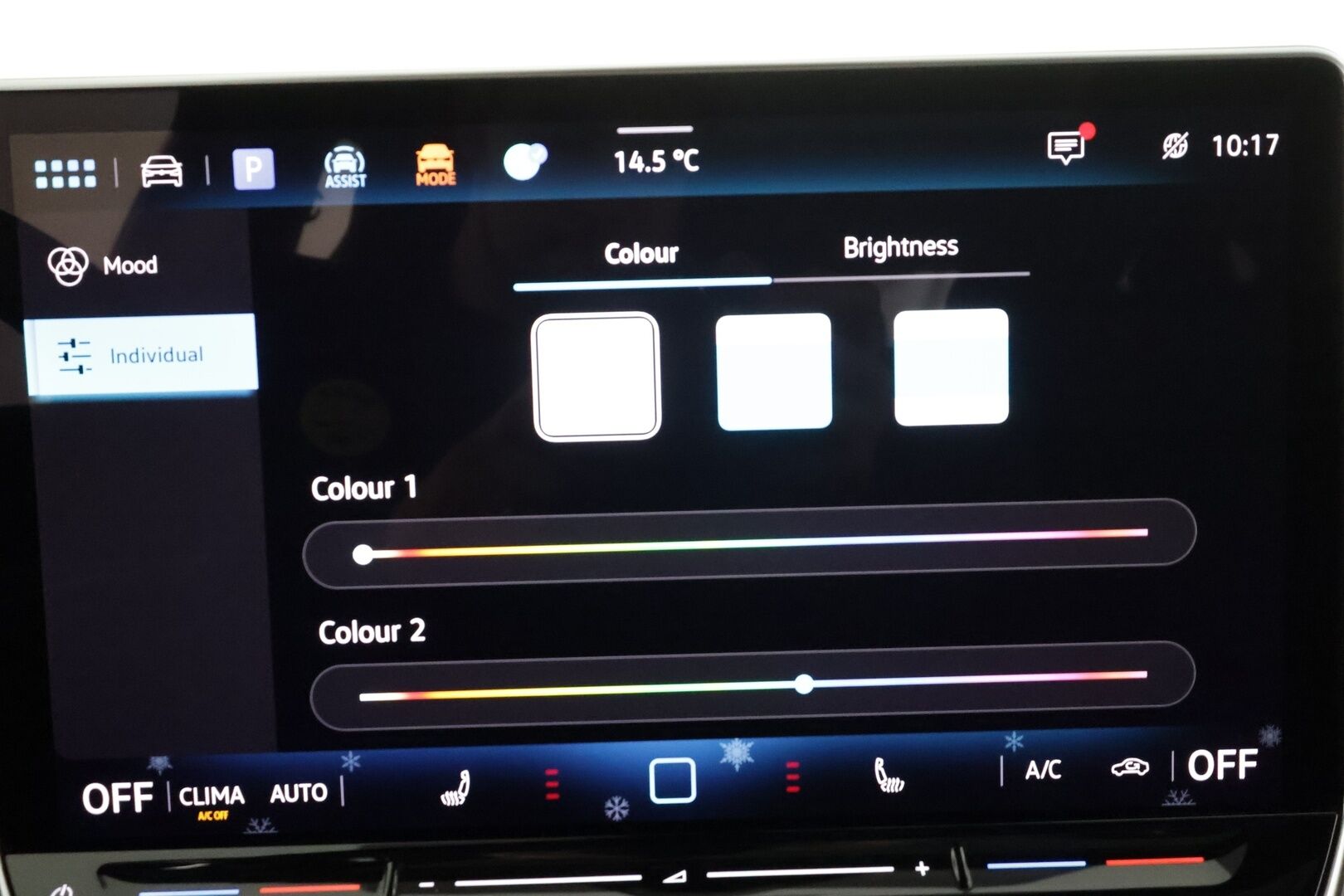 VOLKSWAGEN ID.4 2025 GTX 4MOTION 250 kW * Lasikatto / Koukku / ILP / H&K / ACC / Matrix-LED / 360 Kamera / Hierovat Sportpenkit Muistilla * - Akku kuntotarkastettu SoH 98,9% / Kahdet renkaat 