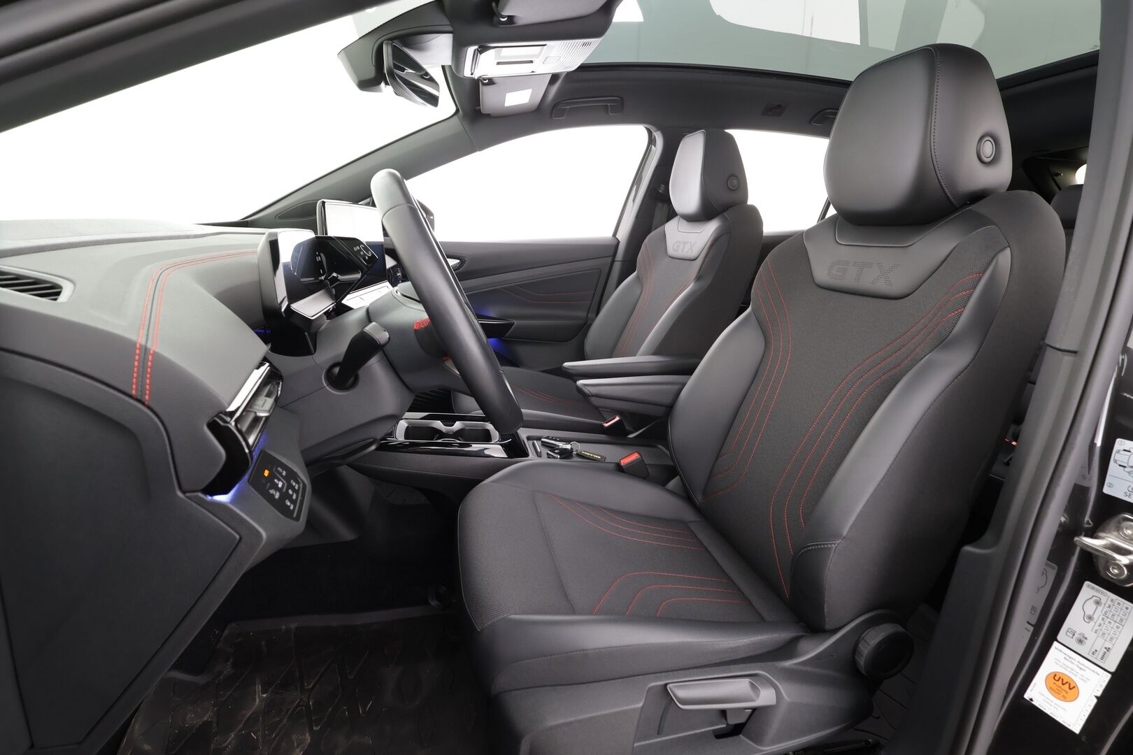 VOLKSWAGEN ID.4 2023 GTX 220 kW * HUD / Lämpöpumppu / IQ Light / Lasikatto / ACC / Keyless / Navi * - Kahdet renkaat / merkkihuollettu