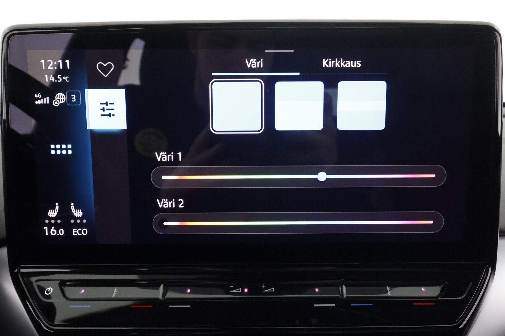 VOLKSWAGEN ID.4 2022 Pro Performance 150 kW * ILP / Lasikatto / Hierovat muistipenkit / IQ-Light / ACC / Keyless / Navi * - Kahdet renkaat / Merkkihuollettu