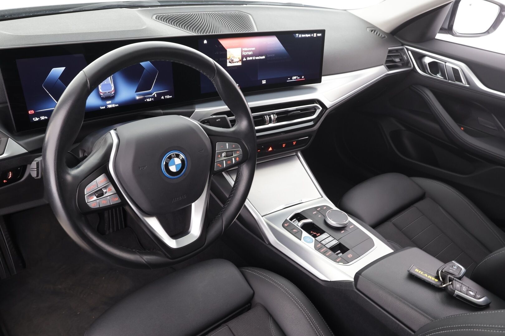 BMW I4 2023 eDrive35 * ACC / Lasikattoluukku / Sportpenkit / LED / P.Kamera / Navi / Kaistavahti / Widescreen * - Akku kuntotarkastettu / 2x Latauskaapelit / Merkkihuollettu