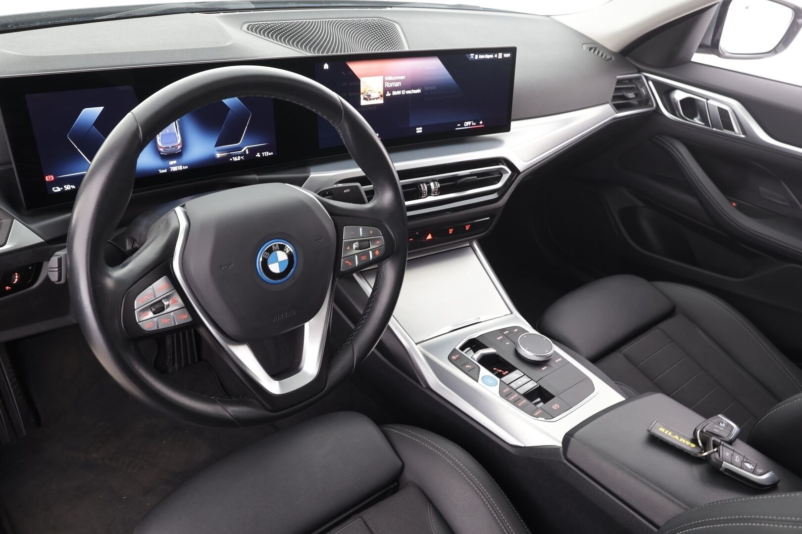 BMW I4 2023 eDrive35 * ACC / Lasikattoluukku / Sportpenkit / LED / P.Kamera / Navi / Kaistavahti / Widescreen * - Akku kuntotarkastettu / 2x Latauskaapelit / Merkkihuollettu