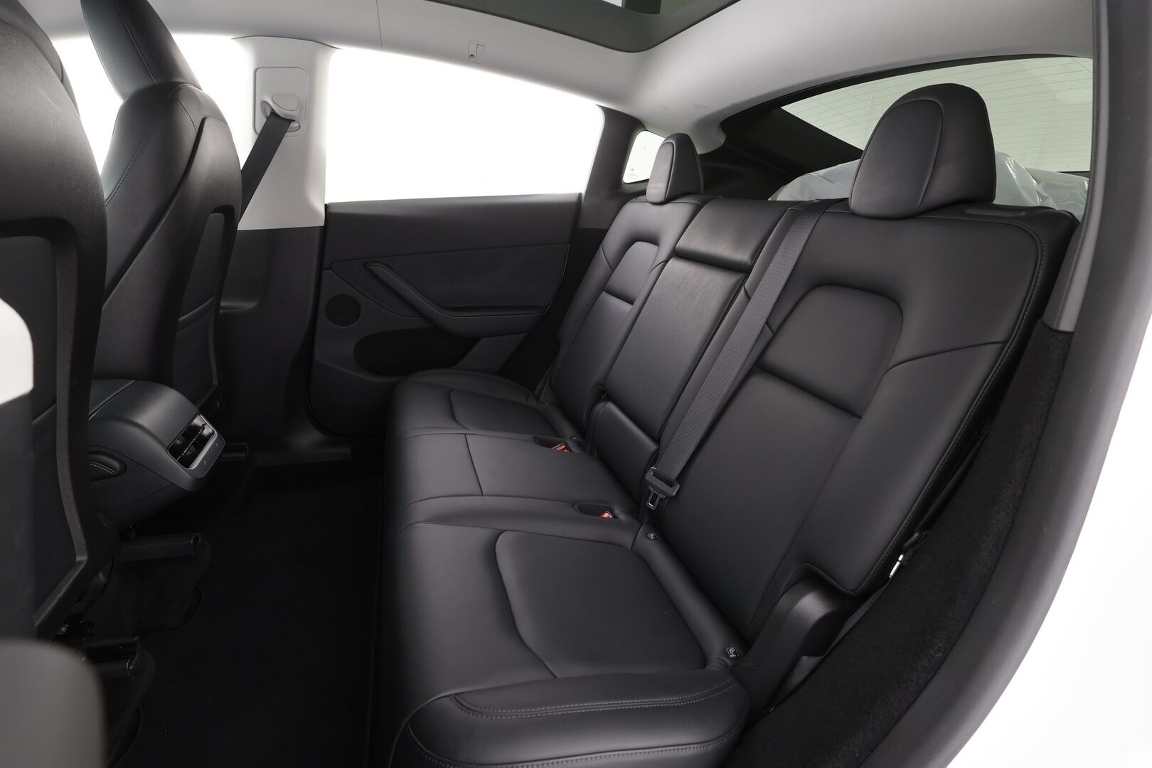 TESLA MODEL Y 2023 Performance Dual Motor * Lasikatto / ILP / P.kamera / Matrix LED / Premium Audio / Nahat * - Akku kuntotarkastettu 