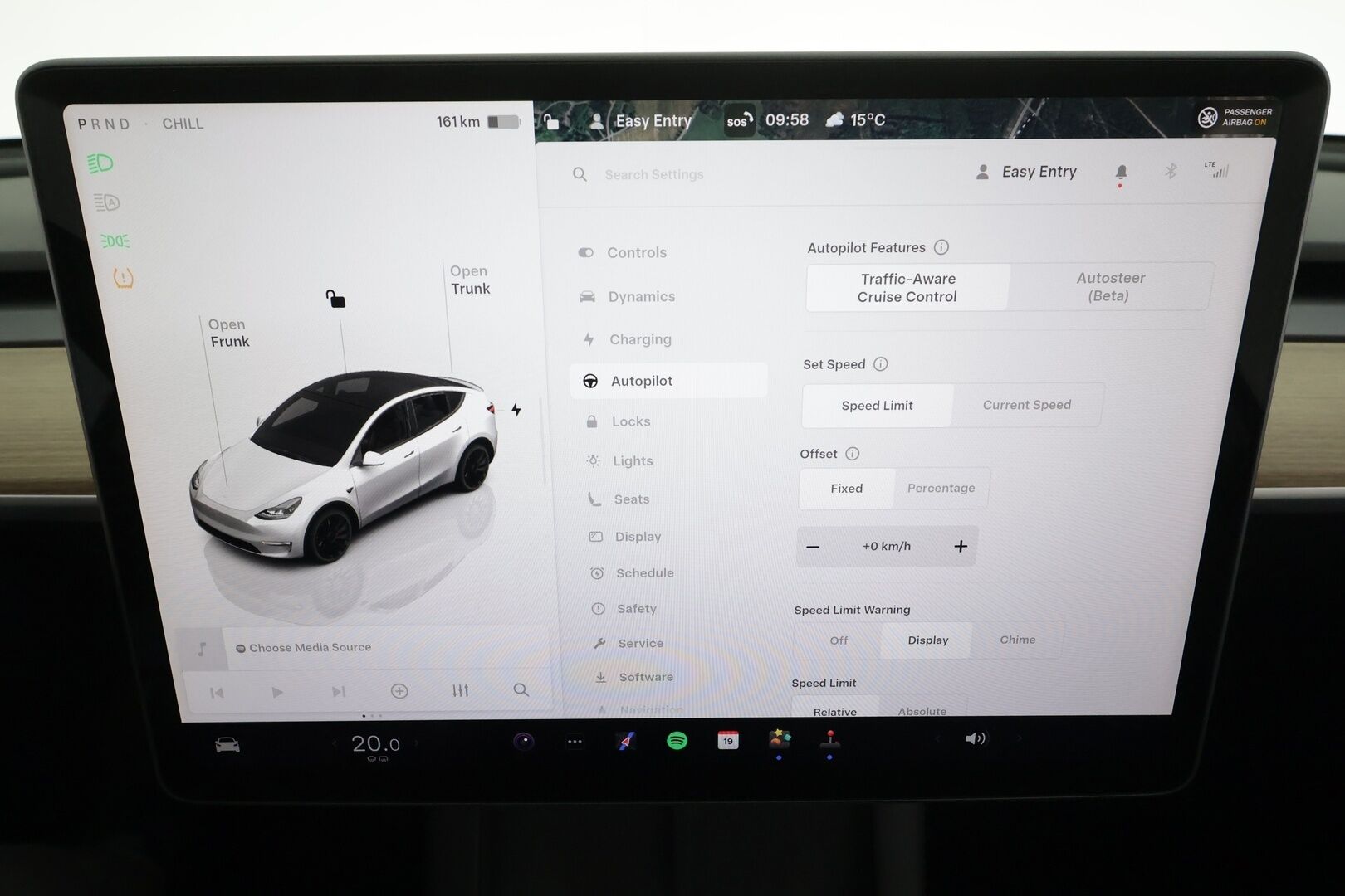 TESLA MODEL Y 2023 Performance Dual Motor * Lasikatto / ILP / P.kamera / Matrix LED / Premium Audio / Nahat * - Akku kuntotarkastettu 