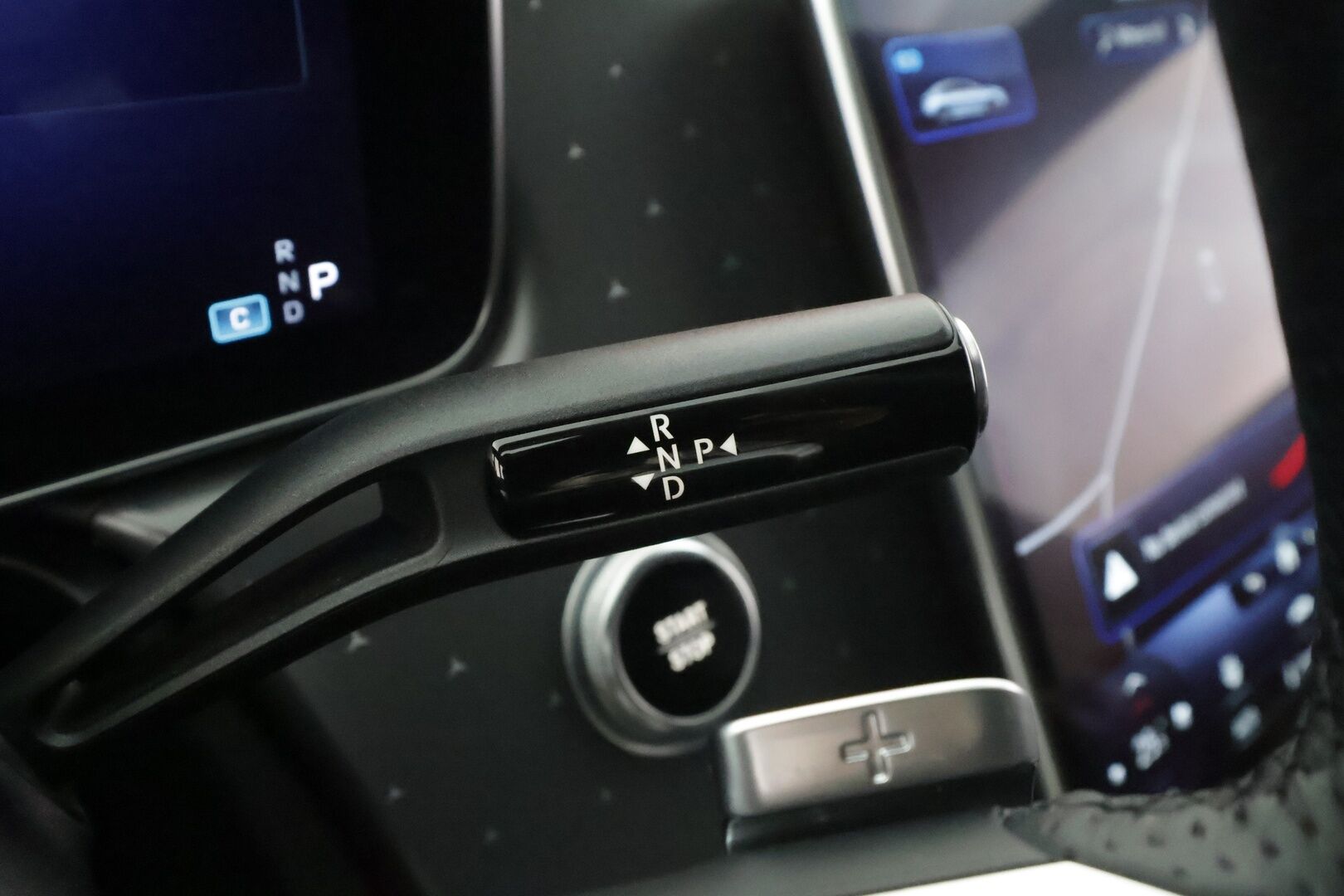 MERCEDES-BENZ EQE 2023 350 4Matic AMG * Digital-LED / Distronic / 360° / Comfort-istuimet Muistilla / Koukku / Burmester / Keyless * - 2x Latauskaapelit 