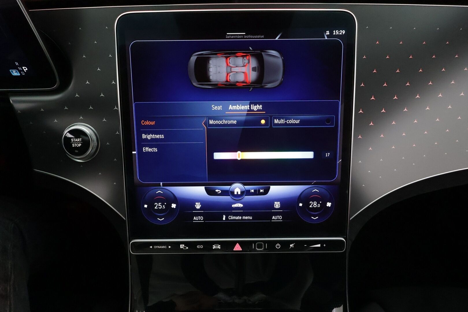 MERCEDES-BENZ EQE 2023 350 4Matic AMG * Digital-LED / Distronic / 360° / Comfort-istuimet Muistilla / Koukku / Burmester / Keyless * - 2x Latauskaapelit 