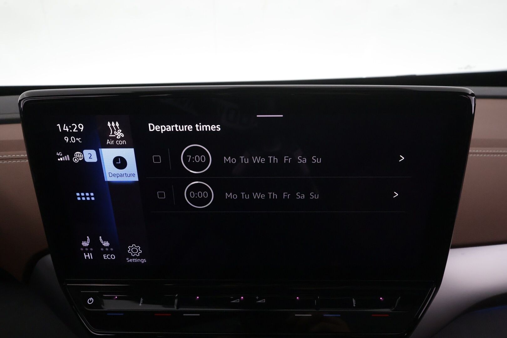 VOLKSWAGEN ID.4 2021 Pro Performance Tech 150kW 77kWh * ILP / ACC / Muistipenkit / 360°-kamera / HUD / Lasikatto / Matrix-LED  / Vetokoukku * - Merkkihuollettu / Kahdet Renkaat