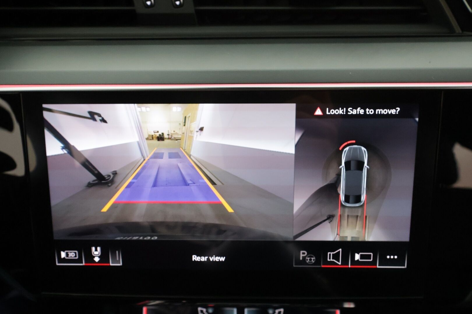 AUDI Q8 E-TRON 2024 55 Sportback * ACC / 360° / Matrix LED / Tuuletetut muistipenkit / Panorama / B&O / Ilma-alusta / KeylessGo / Navi / HUD * - Huippuvarusteet