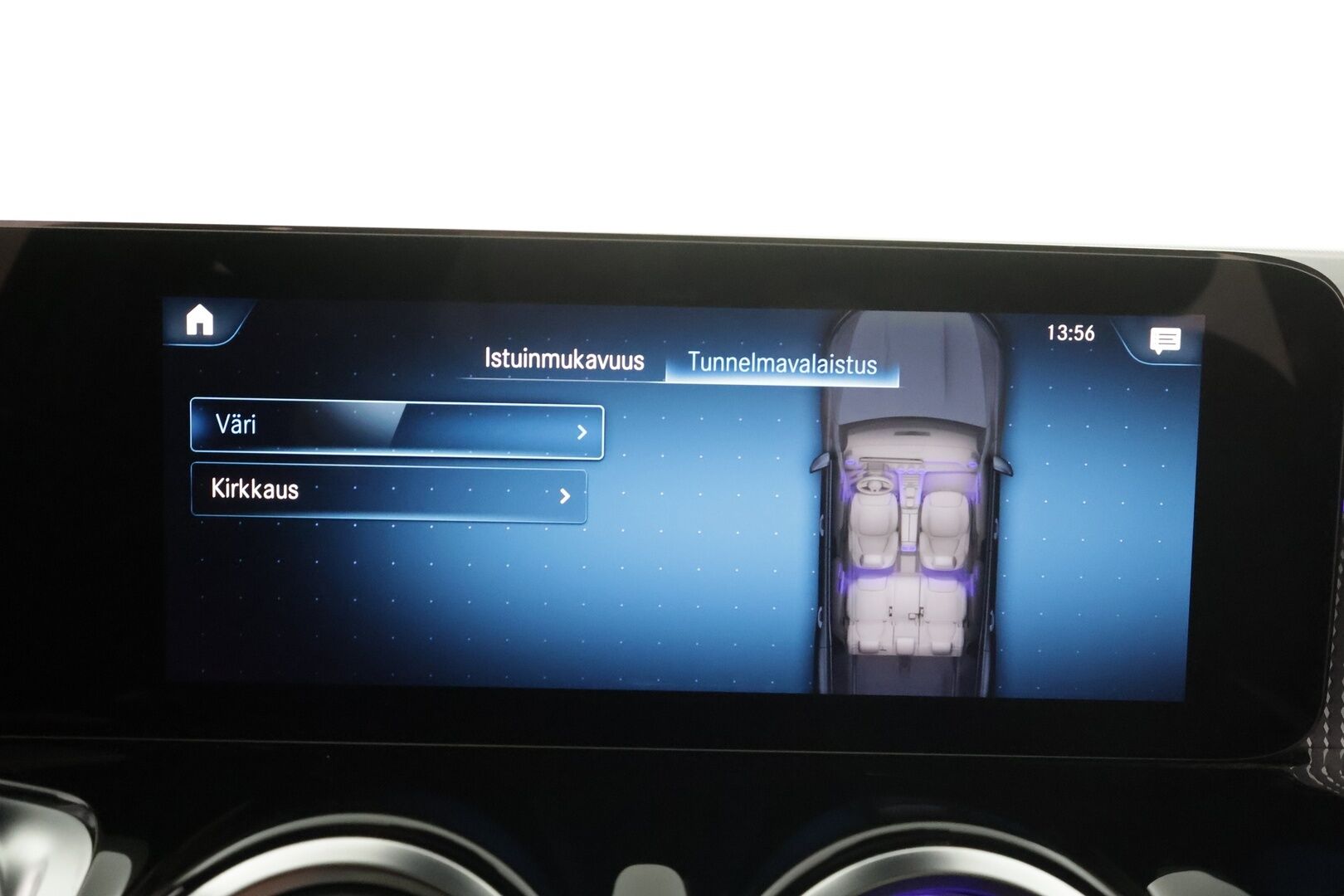 MERCEDES-BENZ EQB 2023 350 4Matic 7-H Progressive * LED / Distronic / Sportpenkit Muistilla / Widescreen / 360 / Navi / Keyless * - Panorama / 2x Latauskaapelit