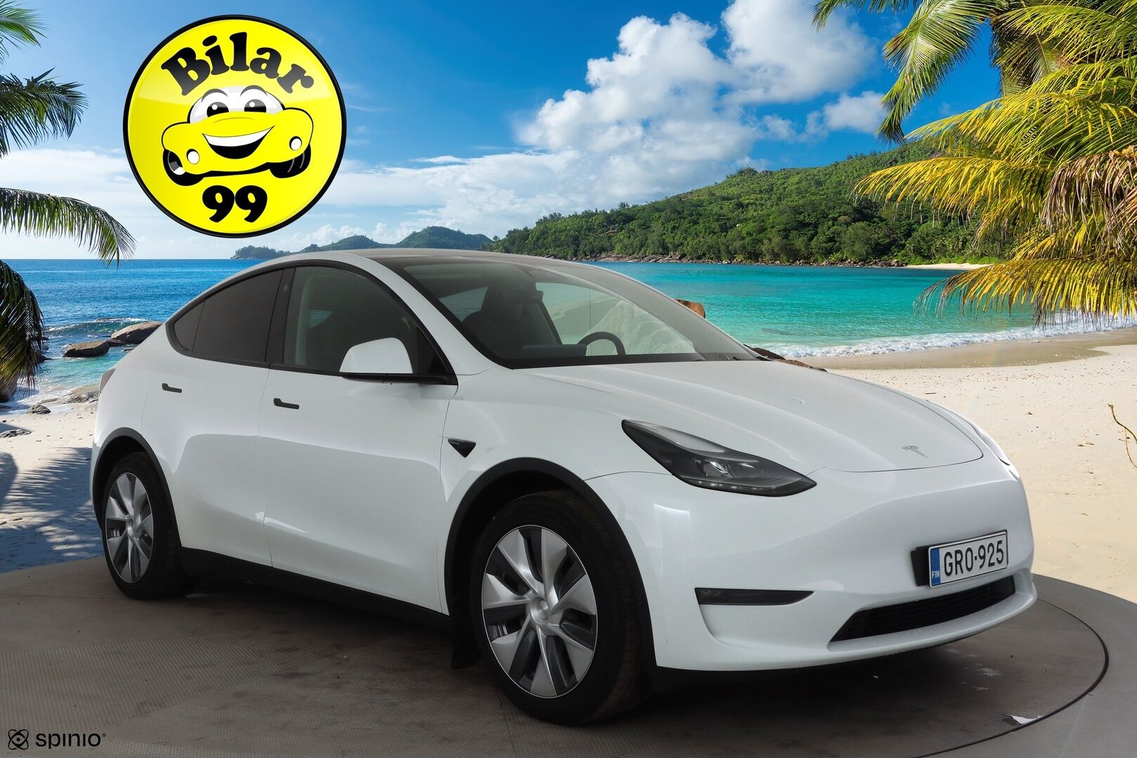 TESLA MODEL Y 2023 Long Range * ILP / ACC / Lasikatto / Matrix-LED / P.Kamera / Muistipenkki / Premium Audio / Navi / Keyless * - 2x Latauskaapelit