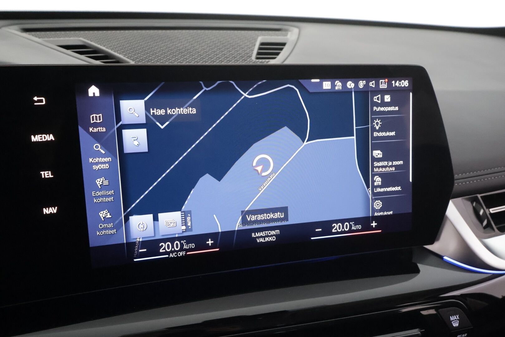 BMW IX1 2023 30e xDrive xLine * ACC / Widescreen / Lisälämmitin / Ruskeat sporttinahat / Koukku / P.kamera / LED * - Merkkihuollettu  / Akku kuntotarkastettu SoH 97,3% / Kahdet Renkaat