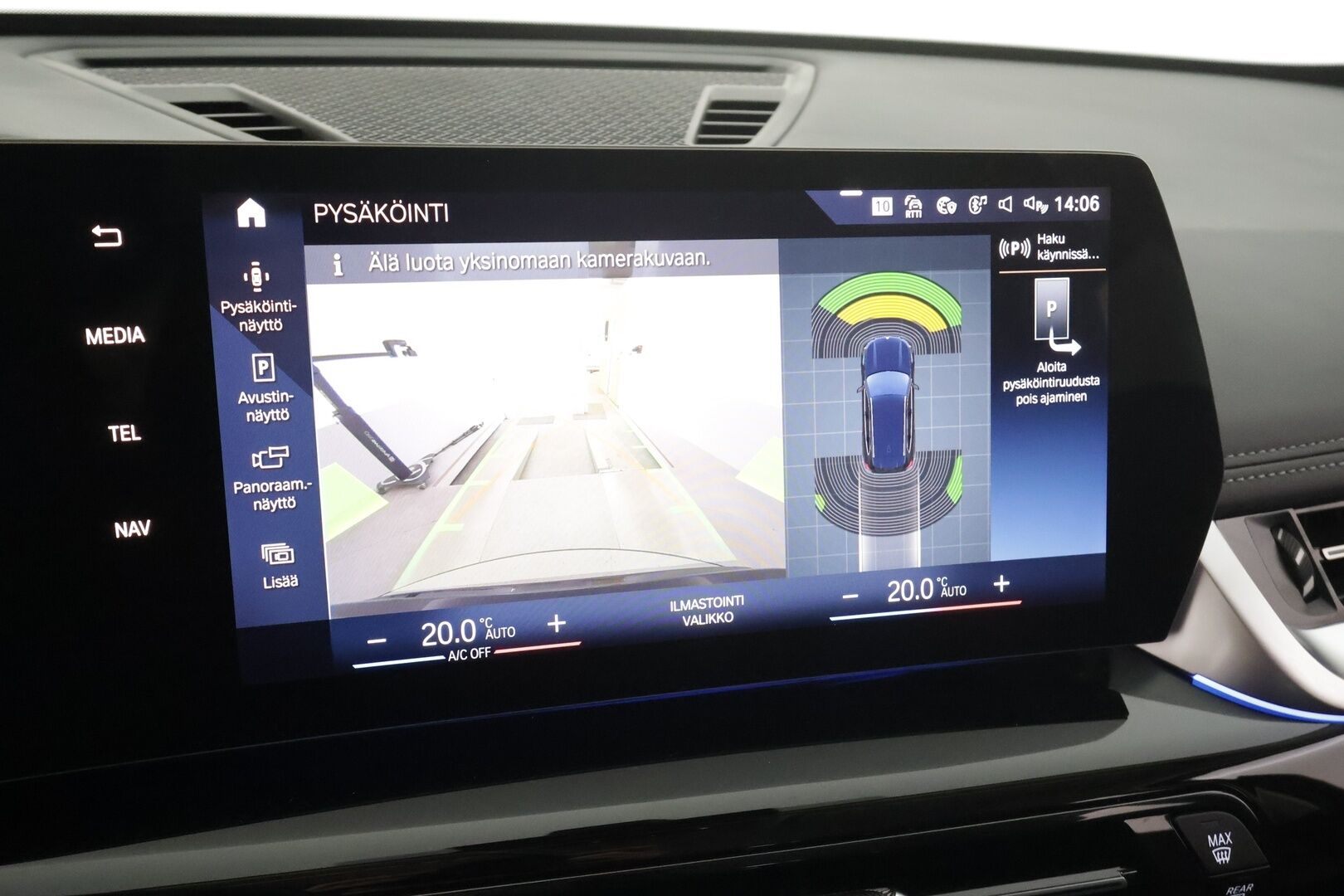 BMW IX1 2023 30e xDrive xLine * ACC / Widescreen / Lisälämmitin / Ruskeat sporttinahat / Koukku / P.kamera / LED * - Merkkihuollettu  / Akku kuntotarkastettu SoH 97,3% / Kahdet Renkaat