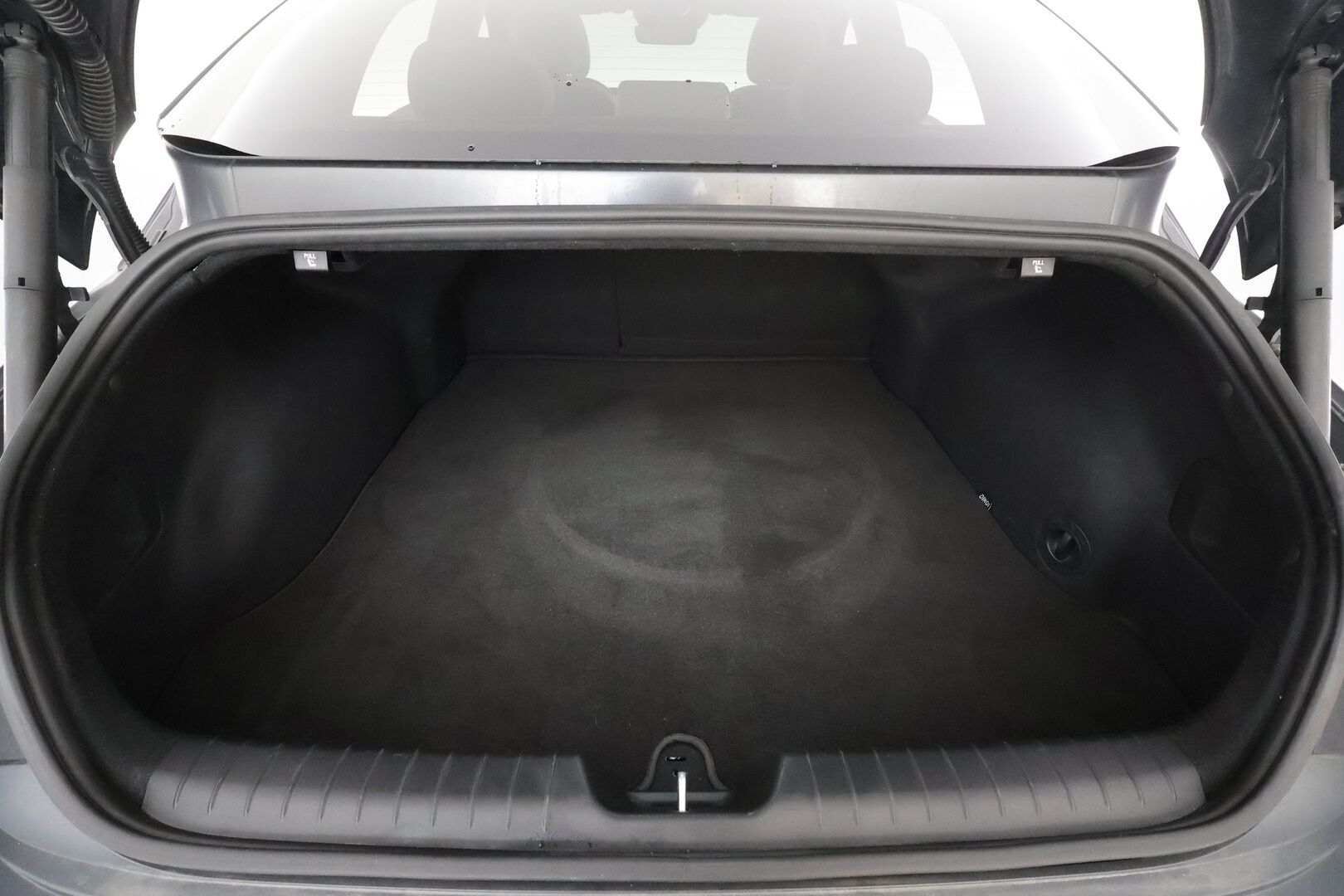 HYUNDAI IONIQ 6 2023 77 kWh 325 hv AWD Ultimate * Vetokoukku / HUD / Digipeilit / Bose / Kattoluukku / Sähköpenkit / 360 Kamera *