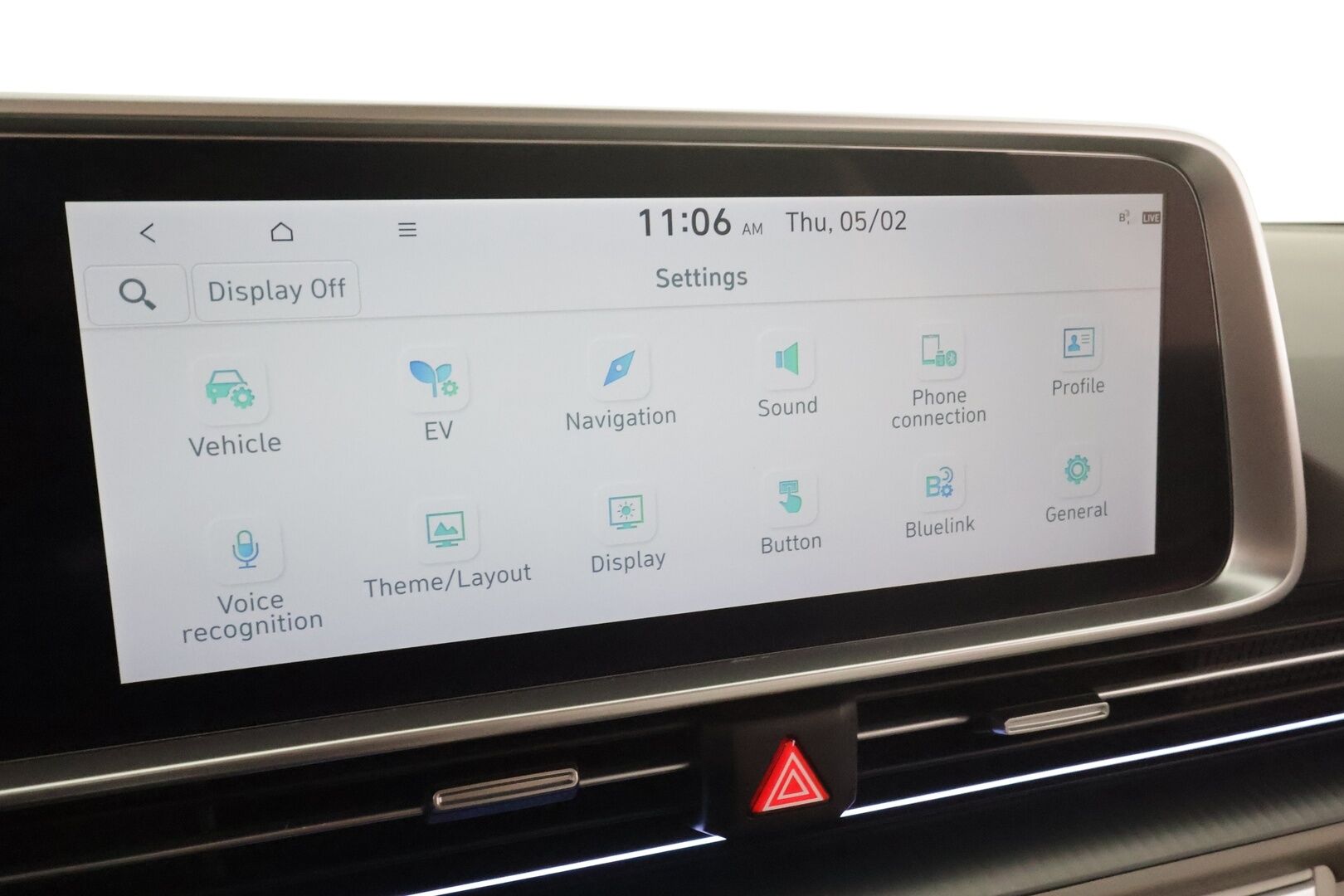 HYUNDAI IONIQ 6 2023 77 kWh 325 hv AWD Ultimate * Vetokoukku / HUD / Digipeilit / Bose / Kattoluukku / Sähköpenkit / 360 Kamera *