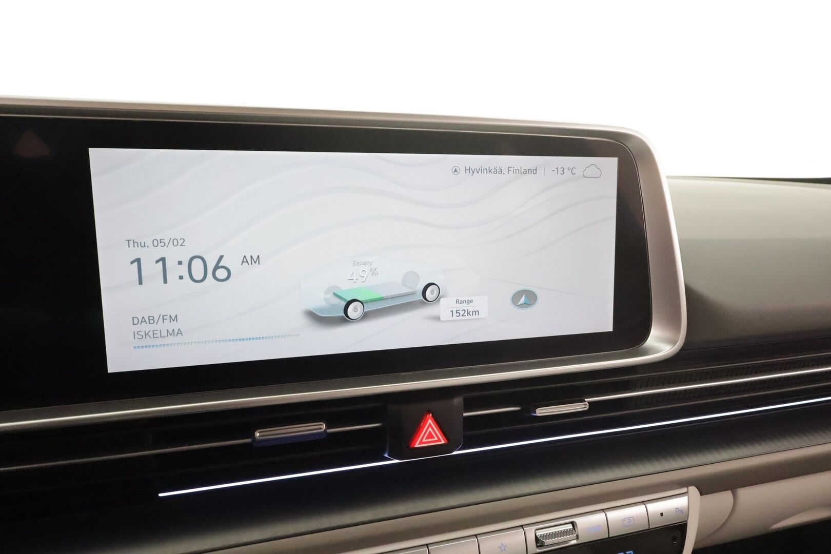 HYUNDAI IONIQ 6 2023 77 kWh 325 hv AWD Ultimate * Vetokoukku / HUD / Digipeilit / Bose / Kattoluukku / Sähköpenkit / 360 Kamera *