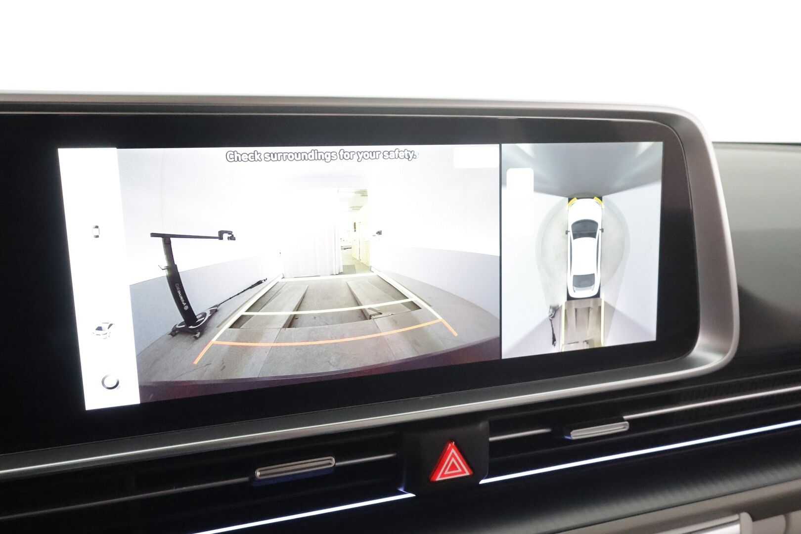 HYUNDAI IONIQ 6 2023 77 kWh 325 hv AWD Ultimate * Vetokoukku / HUD / Digipeilit / Bose / Kattoluukku / Sähköpenkit / 360 Kamera *