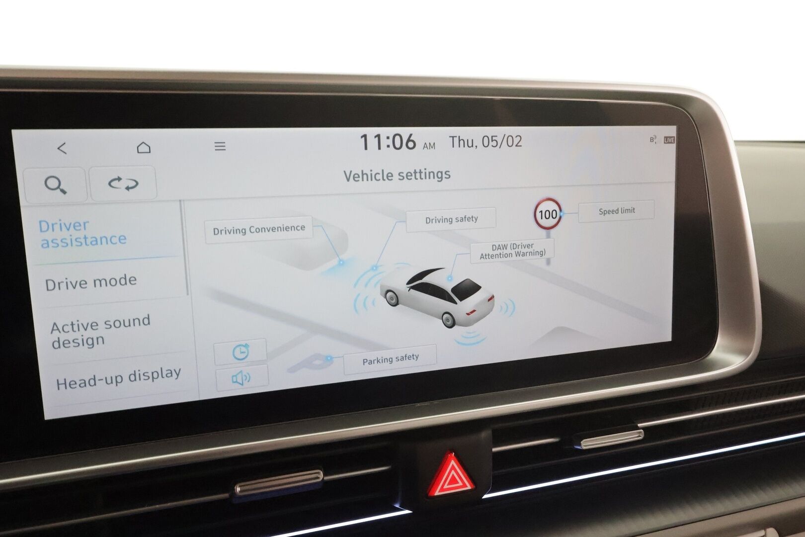 HYUNDAI IONIQ 6 2023 77 kWh 325 hv AWD Ultimate * Vetokoukku / HUD / Digipeilit / Bose / Kattoluukku / Sähköpenkit / 360 Kamera *