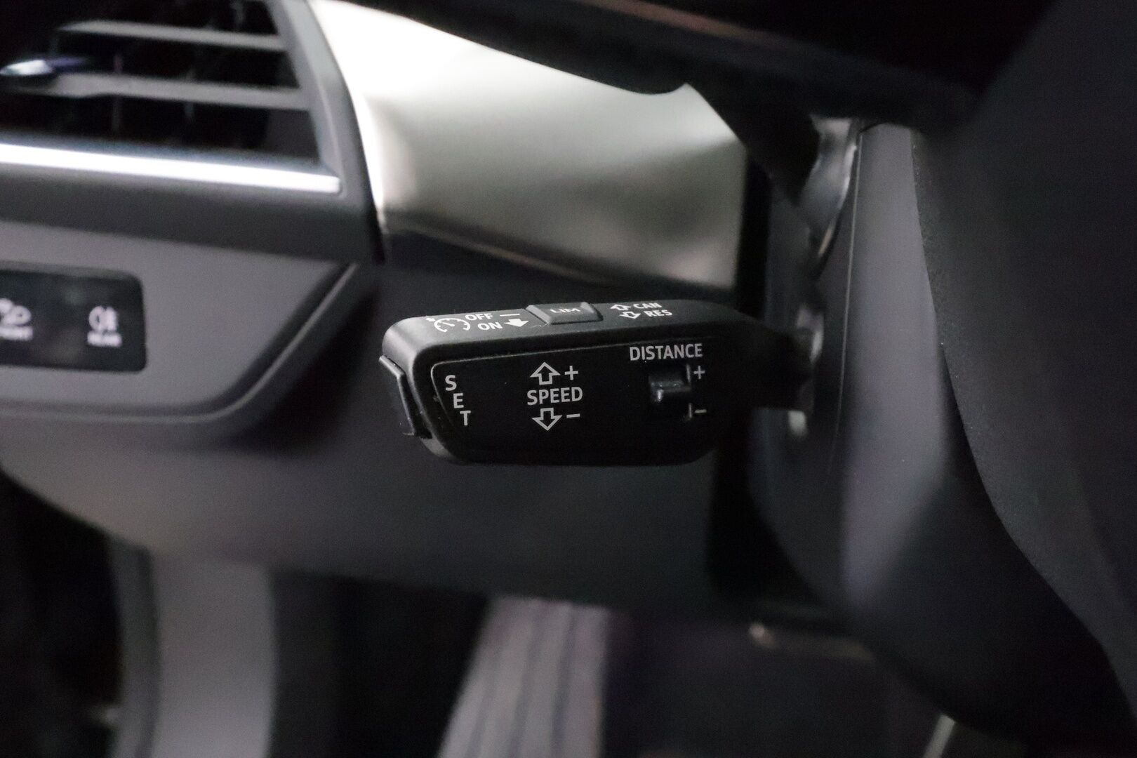 AUDI E-TRON GT RS 2022 quattro * Bang & Olufsen / Hierovat ja Ilmastoidut Sporttipenkit Muistilla / ACC / Matrix LED / ILP / Nelipyöräohjaus / Ilma-Alusta - Akku kuntotarkastettu / 2x Latauskaapelit