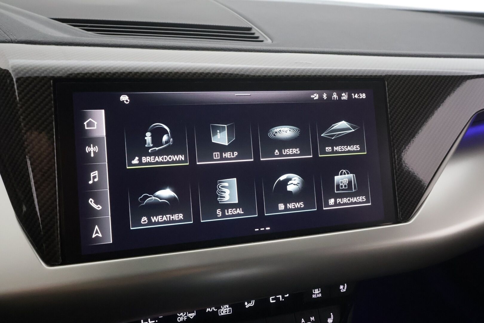 AUDI E-TRON GT RS 2022 quattro * Bang & Olufsen / Hierovat ja Ilmastoidut Sporttipenkit Muistilla / ACC / Matrix LED / ILP / Nelipyöräohjaus / Ilma-Alusta - Akku kuntotarkastettu / 2x Latauskaapelit - HULLUT AVAJAISHULINAT KORKOTARJOUS 3,29 %