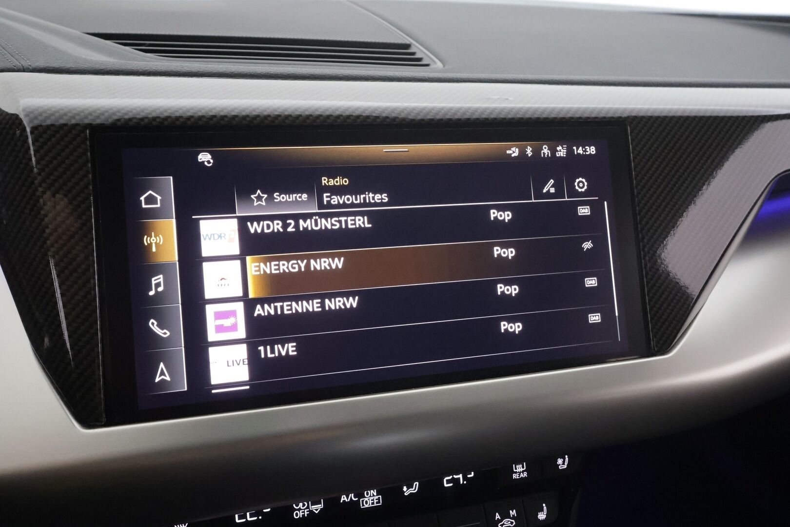 AUDI E-TRON GT RS 2022 quattro * Bang & Olufsen / Hierovat ja Ilmastoidut Sporttipenkit Muistilla / ACC / Matrix LED / ILP / Nelipyöräohjaus / Ilma-Alusta - Akku kuntotarkastettu / 2x Latauskaapelit - HULLUT AVAJAISHULINAT KORKOTARJOUS 3,29 %