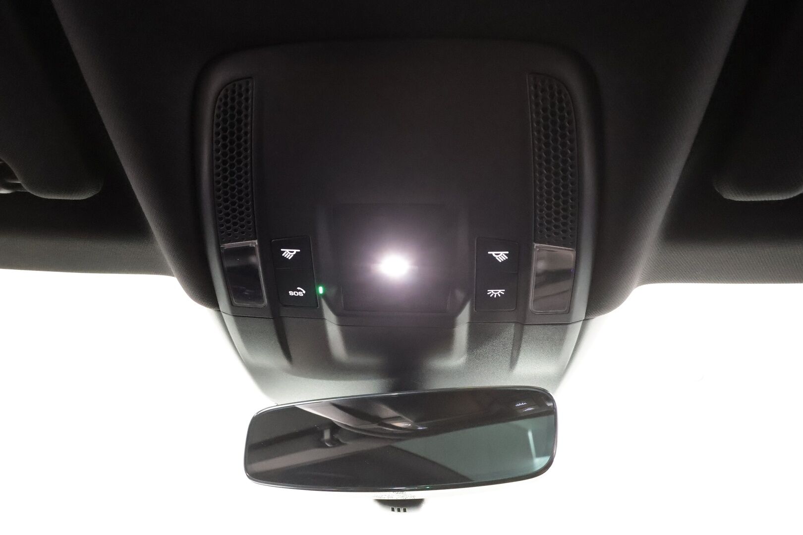 AUDI E-TRON GT RS 2022 quattro * Bang & Olufsen / Hierovat ja Ilmastoidut Sporttipenkit Muistilla / ACC / Matrix LED / ILP / Nelipyöräohjaus / Ilma-Alusta - Akku kuntotarkastettu / 2x Latauskaapelit