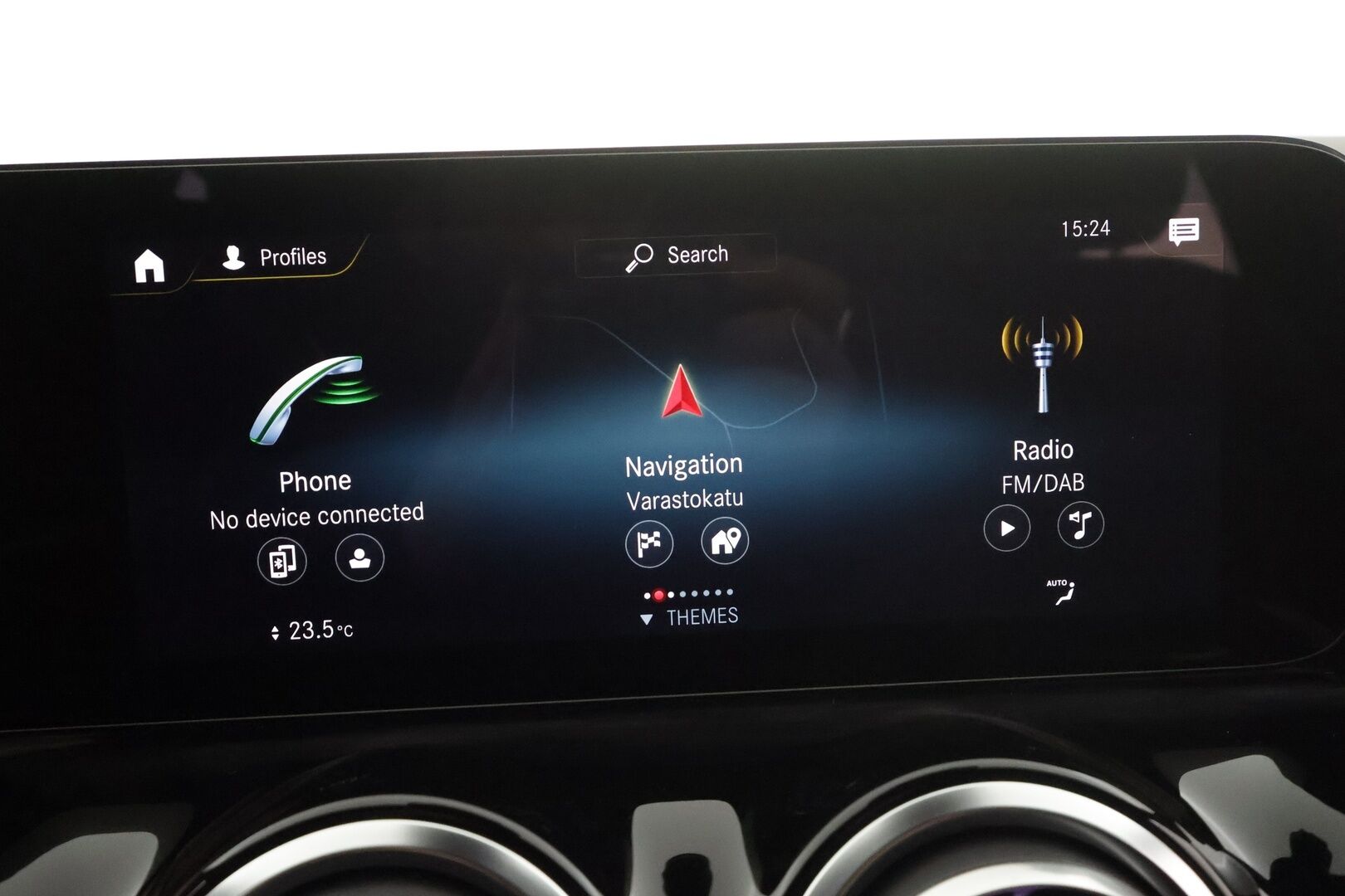 MERCEDES-BENZ EQA 2023 300 4Matic * Distronic+ / P.kamera / LED / Koukku / Puolinahat / Sähköluukku / Navi * - Akku kuntotarkastettu 