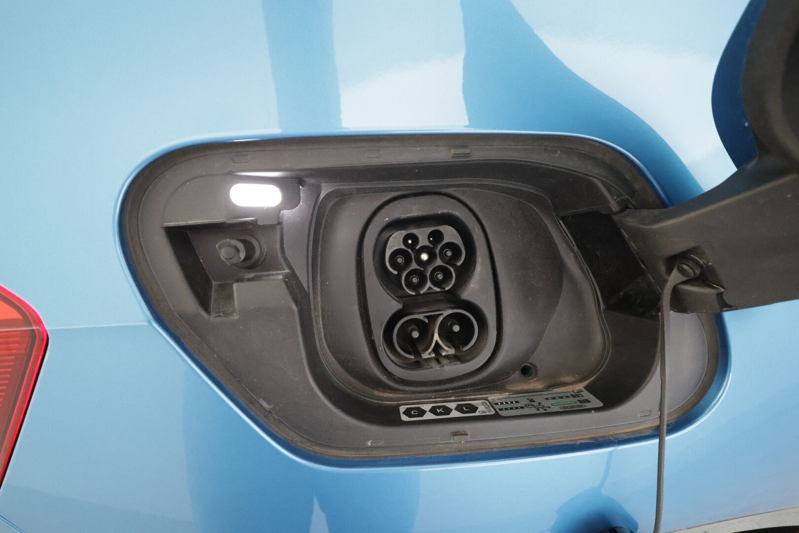 VOLKSWAGEN ID.3 2024 Pro S Basic 150 kW * ACC / ILP / Akuston esilämmitys / IQ.Light / P.kamera / KeylessGo / Navi / Facelift * - Suomi-auto / Akku kuntotarkastettu / Kahdet renkaat aluvanteilla