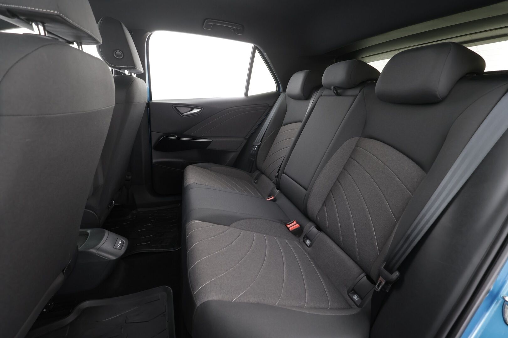 VOLKSWAGEN ID.3 2024 Pro S Basic 150 kW * ACC / ILP / Akuston esilämmitys / IQ.Light / P.kamera / KeylessGo / Navi / Facelift * - Suomi-auto / Akku kuntotarkastettu / Kahdet renkaat aluvanteilla