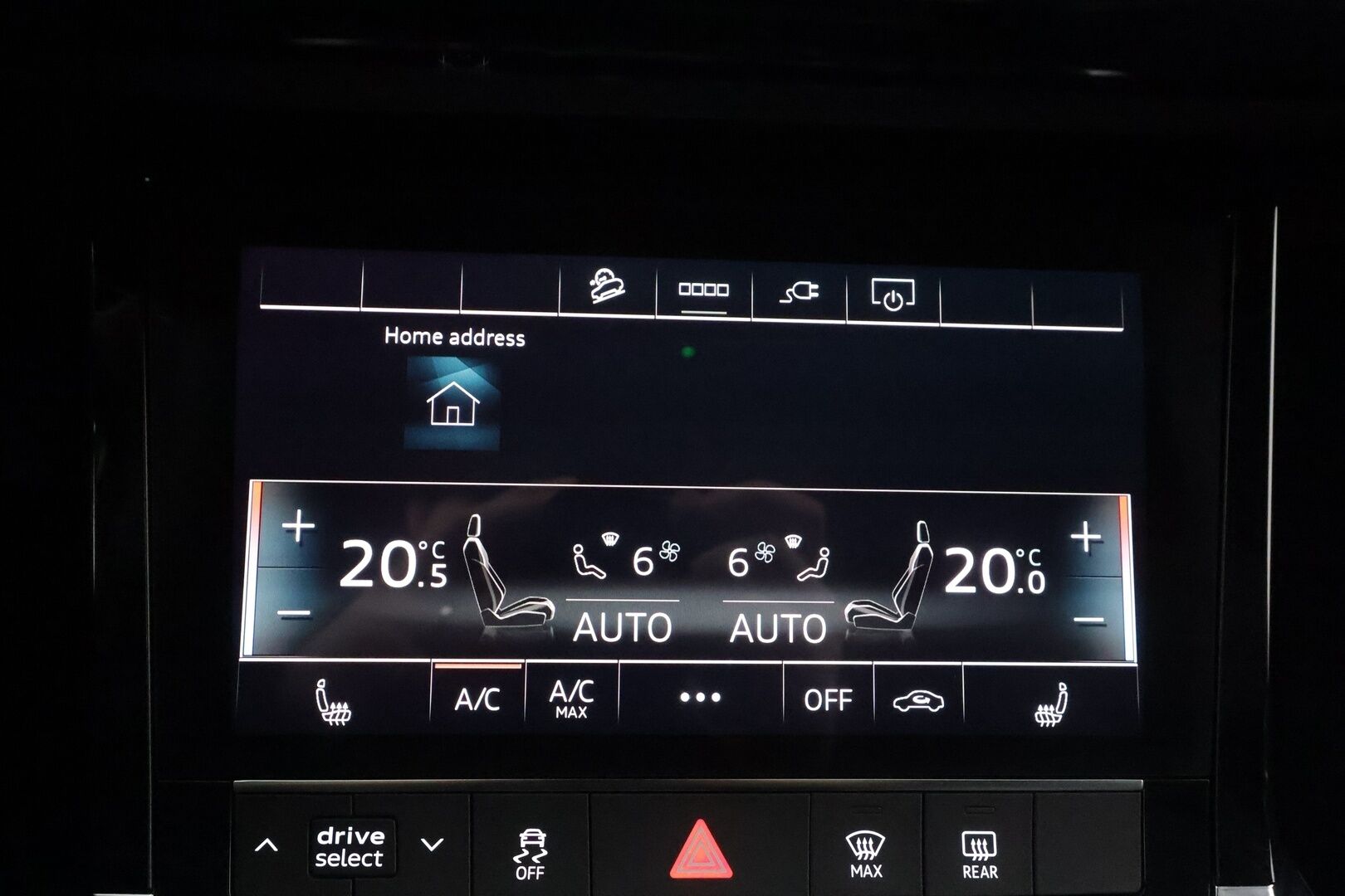 AUDI E-TRON 2023 S Sportback 370kW * ACC / ILP / Koukku / Muistipenkki / 360-Kamera / Matrix-LED / Sporttipenkit / 4-Alueinen  * - Merkkihuollettu / Akku kuntotarkastettu / Kahdet Renkaat